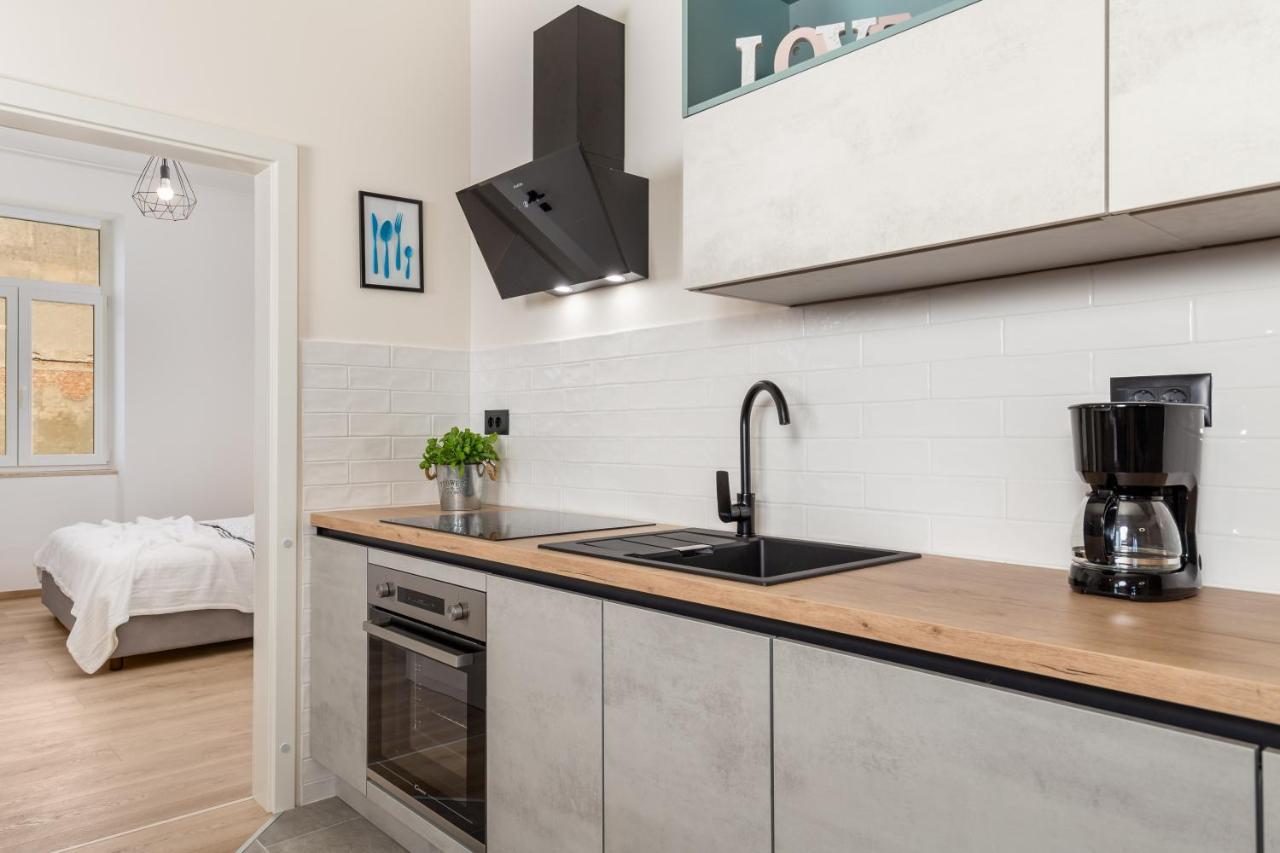 Apartment Vintasio リエカ エクステリア 写真